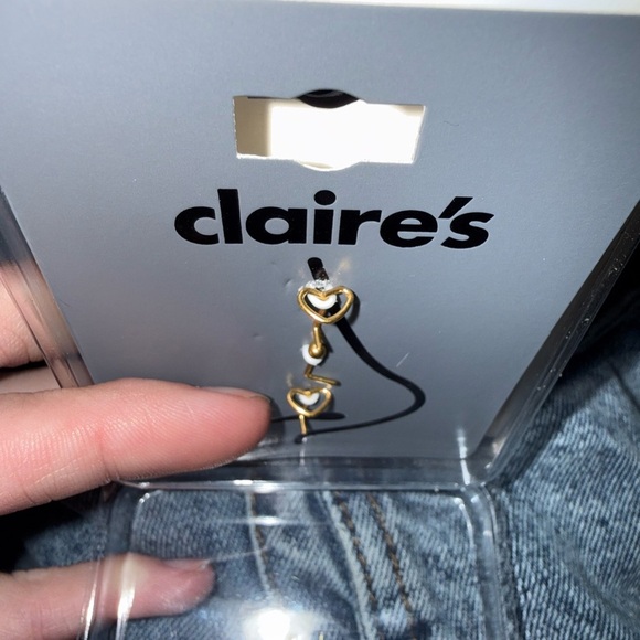 *PRICE OBO* OR FREE WITH PURCHASE OF $20+ - Picture 4 of 4